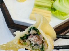 -品海楼·大连海胆锅贴馆(东港店)