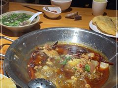 -大众跷脚牛肉馆·非遗传承单位(峨眉山店)