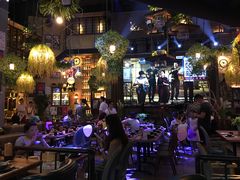 大堂-临界音乐酒馆·小龙虾·江湖菜(华熙LIVE·鱼洞店)