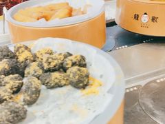 -龍歌自助小火锅(市南金茂湾店)
