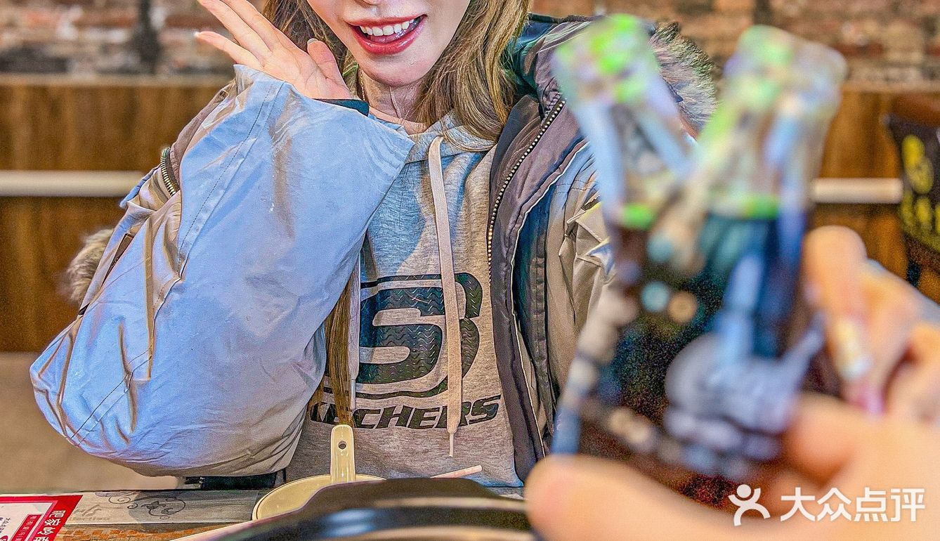 广东人吃鸡的执念，对这家千万“咪走鸡”