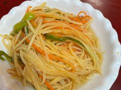 -金杨拉面王小吃面馆·牛三宝面·红烧牛肉粉