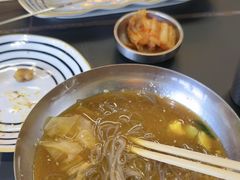 -许哥东北烧烤·铁丳烤串·宫后夹肉(繁花中心店)