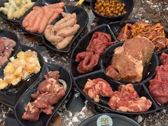 -啊美丽炭火烤肉(滑翔一店)