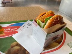 -麦当劳(四平路店)