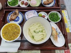 -百年老字号·观振兴蟹黄面·三虾面·苏式面(观前街富仁坊巷店)