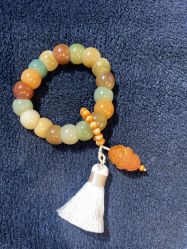 -灵彩珠宝(朗香街店)