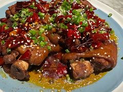 张家沱香辣蹄-懒人盐府人家(航天桥店)