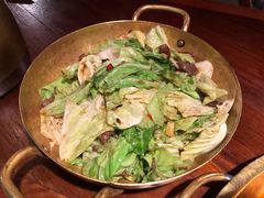 铜锅手撕包菜-楼兰新疆主题餐厅(悠方店)