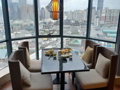 -深圳罗湖东门步行街亚朵X酒店