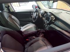 -南充通源宝马4S店(高坪店)