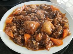红烧牛窝骨-来顺成饭庄