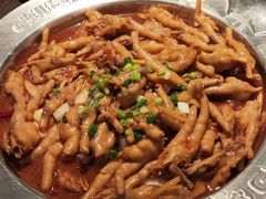 鸡爪煲-胖哥俩肉蟹煲(湖滨银泰in77店)
