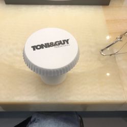 -TONI&GUY