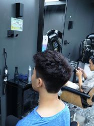 -藤野造型专业烫染接发