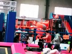 -反弹空间蹦床主题乐园