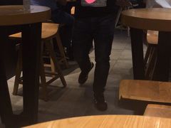 大堂-星巴克(无锡东方商厦店)