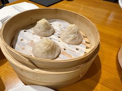 -乐忻皇朝(上海中心大厦店)