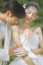 点击看大图 -挪娅婚纱摄影皇家会所