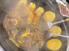 -人民公社铁锅炖·东北菜(卫国道店)