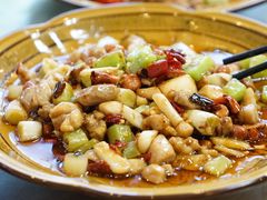 宫爆鸡丁-邛海风味特色菜馆