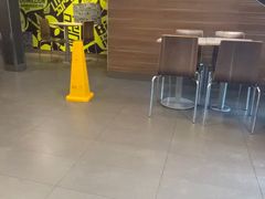 -麦当劳(丽江玉河广场店)