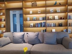 -蔚来中心(北京中关村店)