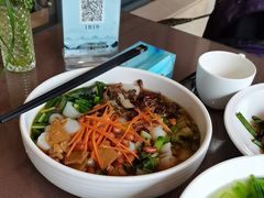 -湖泉水云间餐厅·弥勒地道菜(B座店)