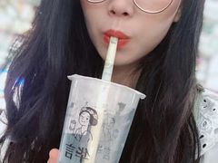 -华言豆腐鲜奶茶(杨家坪店)