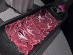 -左庭右院鲜牛肉火锅黑金店(陆家嘴中心店)