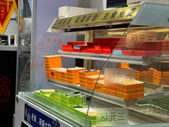 -极有家小鱼小鸡石锅煲(佳兆业店)