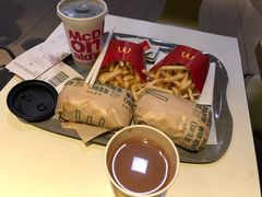 -麦当劳(海岸城店)