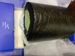 黑金抹茶芝士卷-the Roll'ING手作瑞士卷专门店(卓悦中心店)
