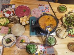 -黔二妞地摊火锅(龙华清湖店)