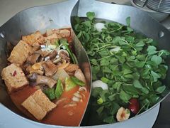 -左庭右院鲜牛肉火锅(浦江欢乐颂店)