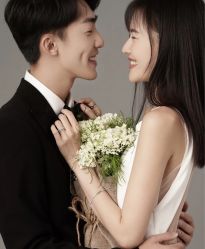 -易摄影婚纱摄影工作室
