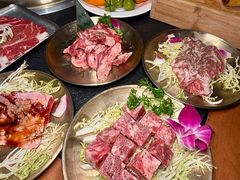 -何发发和牛烧肉·鳗鱼榴莲放题自助(乐峰广场店)