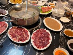 -一鼎牛鲜活牛肉城(晋江海峡国际食品城店)