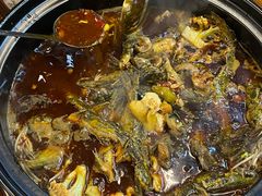 -金海椒罐罐鲢鱼(东方桂苑店)