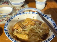 -笑来喜馄饨小笼工坊店(湖滨街店)