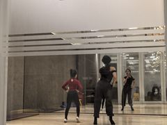 -港龙舞蹈·成人少儿舞蹈培训(深圳湾校区)