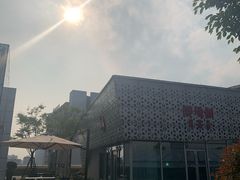 -杭州滨江宝龙城