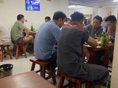 大堂-宝瑞门钉肉饼店