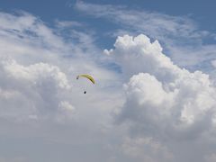 -伏龙山滑翔伞基地