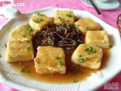 鲍汁豆付-荷香居(洞企石路店)