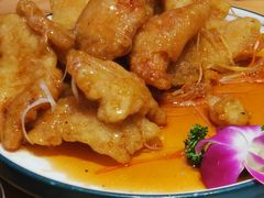 -山河屯铁锅炖·非遗东北菜(南山店)