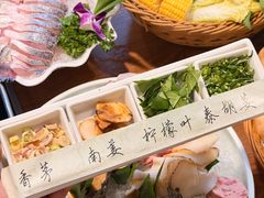 -樾餐厅泰式海鲜火锅(民歌湖店)