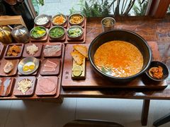 -银米·云南传统过桥米线(双廊黑金冠店)