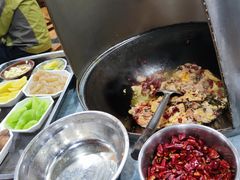 -咊记茅草棚柴火鸡(乌当店)