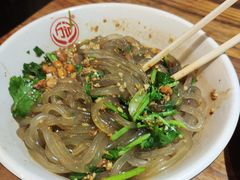 -万记麻辣烫国展总店